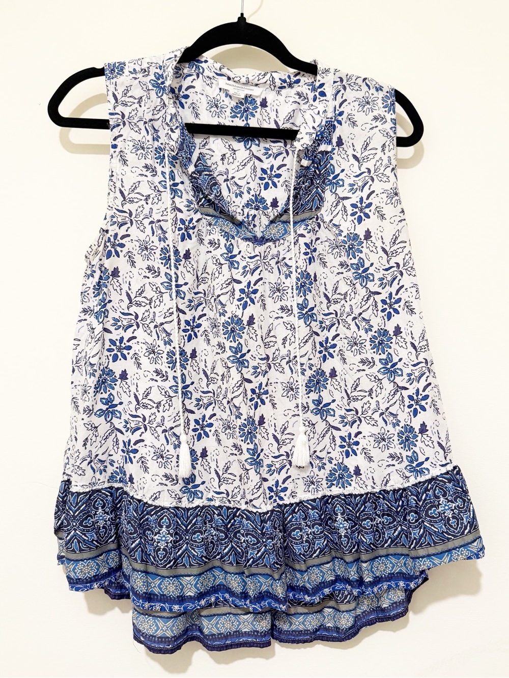 beachlunchlounge White and Blue Floral Tie-Neck Tank
